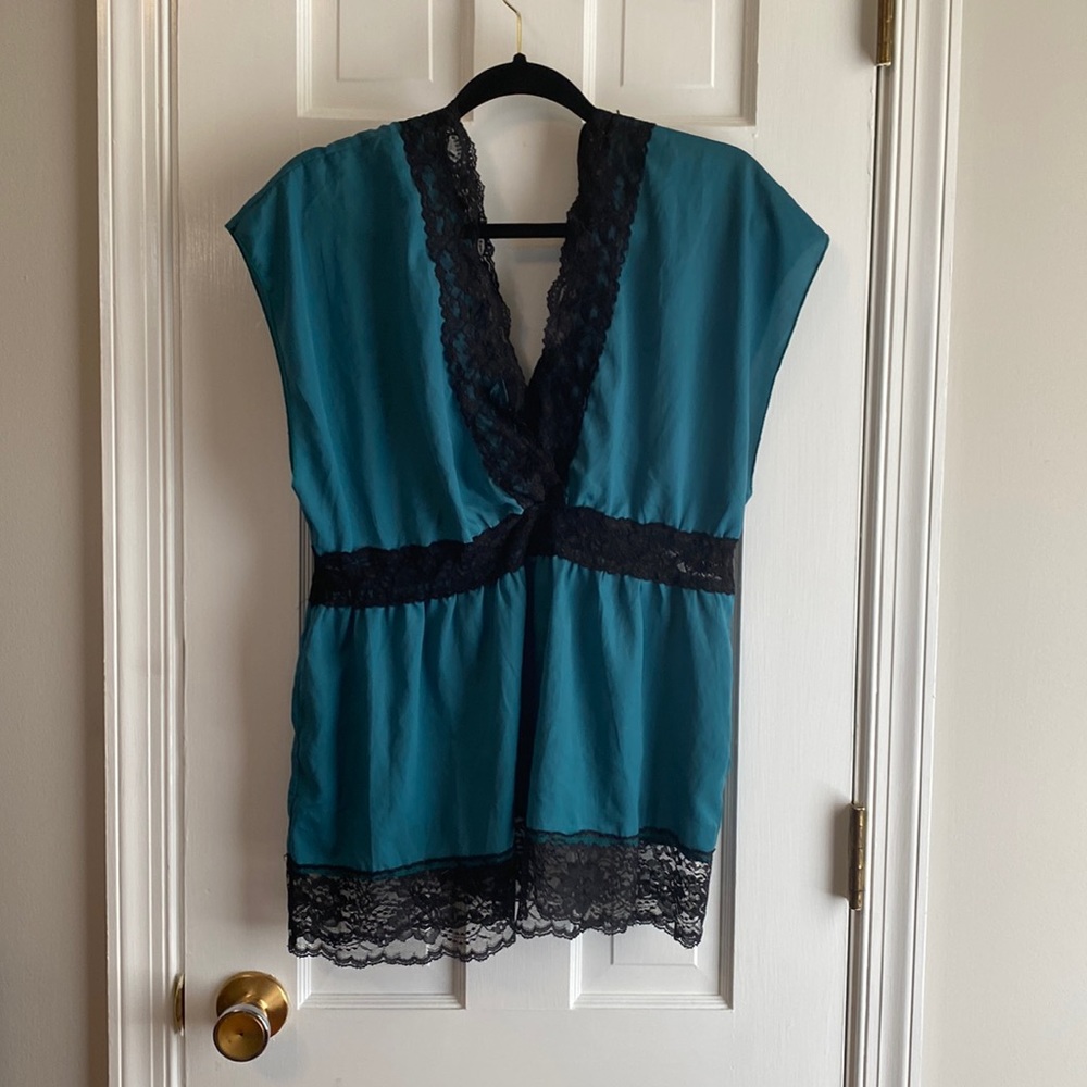 Lacy trim top